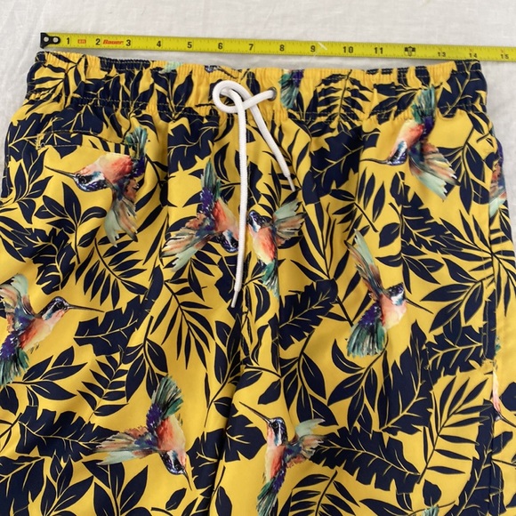 Charleston threads mens swim trunks size medium - Picture 9 of 10